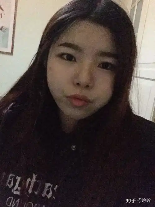 现实中的大胸美女长啥样
