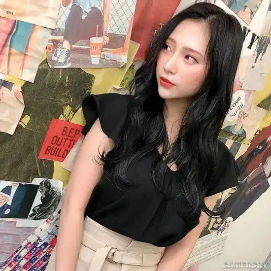 女大学生出道写真偶像高学历樱花妹街山美穗