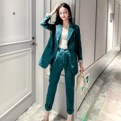 女式西服套装