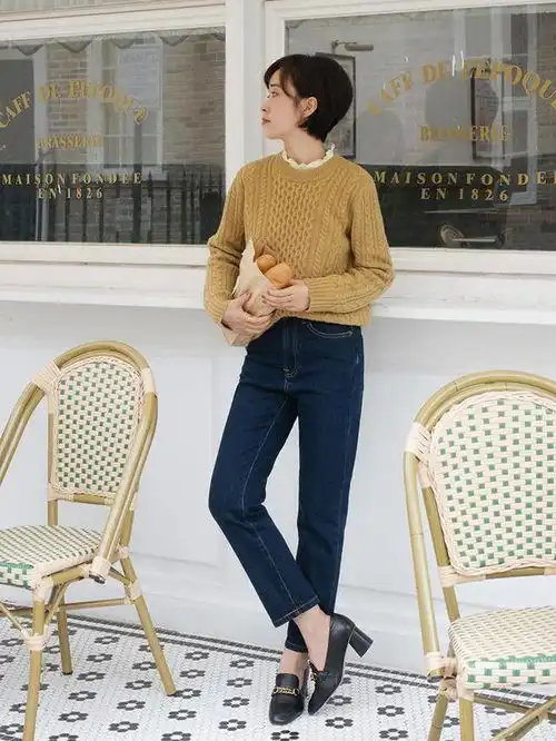 小个子女生秋冬季节如何穿搭毛衣配牛仔裤,让你穿出女神气质范
