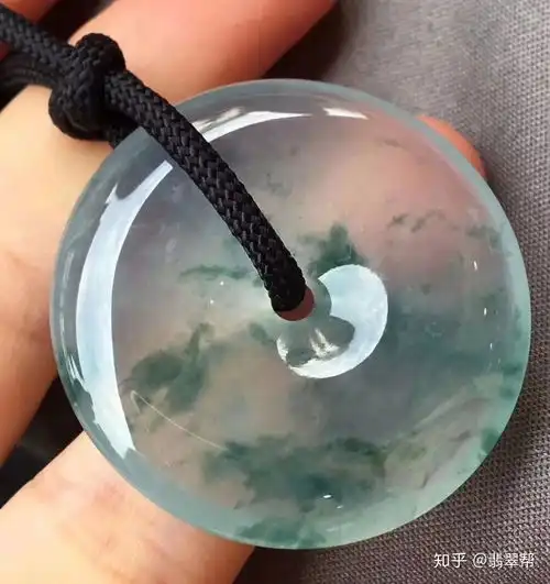 百搭又招财适合女性佩戴的几种玉石物件