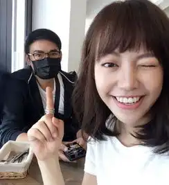 焦恩俊晒父女合照其女大眼浓眉大受网友好评