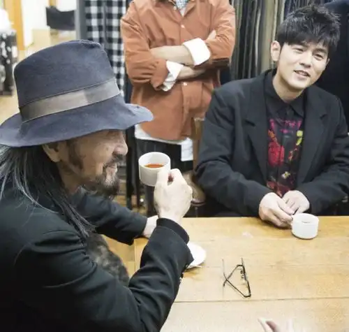 周杰伦要代言山本耀司了
