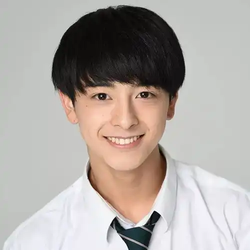 日本评出2018最美高中生,我get到了最新潮的美妆趋势