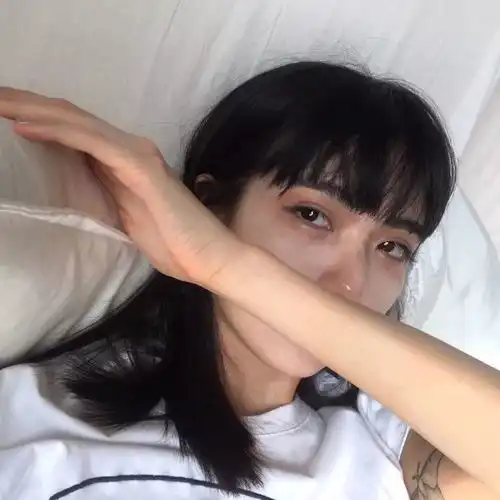 头像没有资格吃的醋最酸,先动心的人最惨