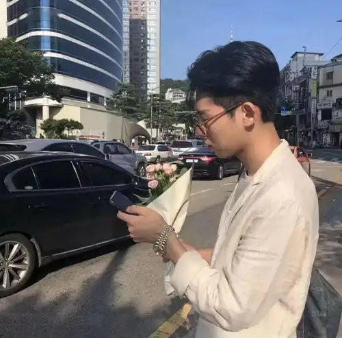 你的微信头像该换了