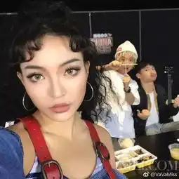 涂个嘻哈唇,秒变霸气女rapper