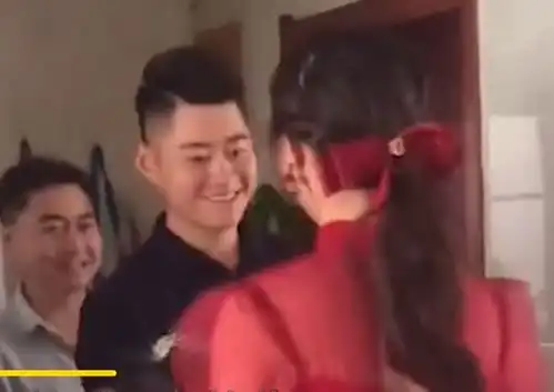 山东男子捧花去女友家订婚,网友被细节打动满眼都是她