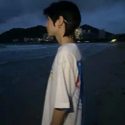 ins成熟帅气真人魅力男生头像远男生头像我要个性网
