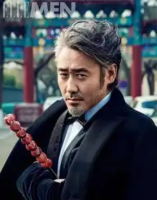 被这位61岁的男人帅到了这样的才叫大叔,有啤酒肚的那叫大爷