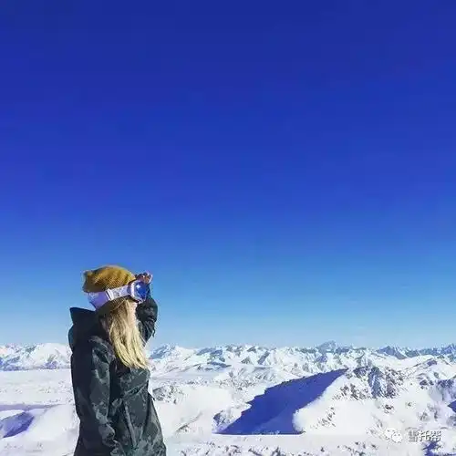 万达宝马娱雪乐园吉尼斯世界纪录授牌仪式在哈尔滨举行
