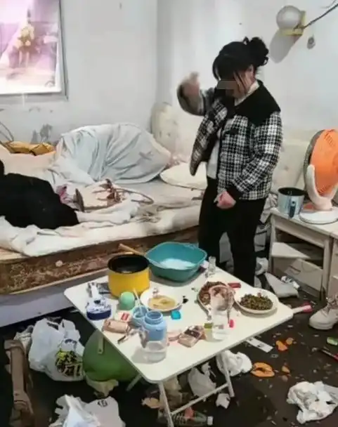 陕西男子娶三婚女,妻子不生孩子不做家务不工作,每月挥霍7000元