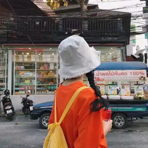 男女生头像人非要确认自己是例外,才能安心