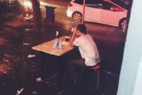 朋友圈里最让人心疼的瞬间,看完泪奔