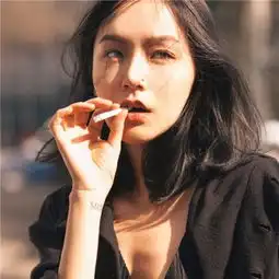 霸气女生微博头像潮流欧美范2018热门好看的女生微博头像