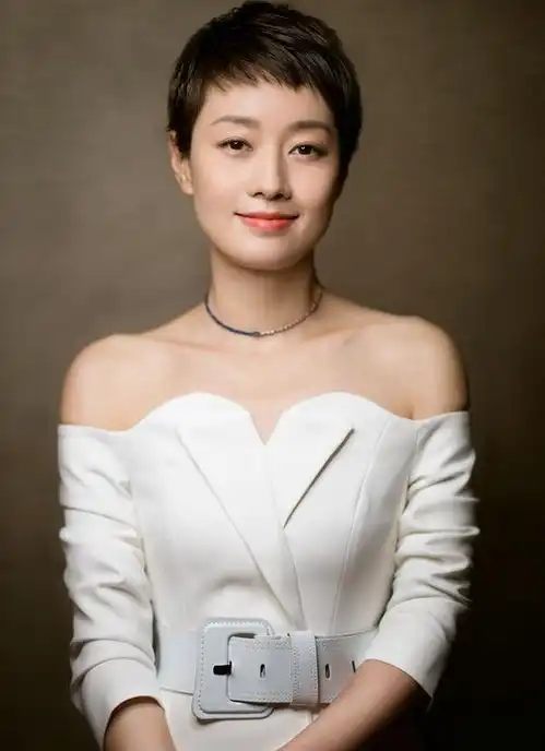 马伊琍说她不愿离婚,她做错了一件事,悔不当初