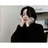 带白边的女生头像微信头像图片大全