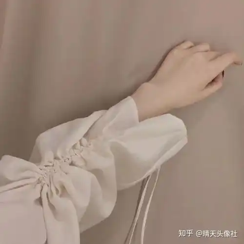 你见过哪些性感又不失温柔的部位女生头像