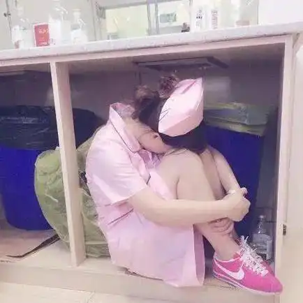 搞笑粥煮焦了没事,我可以当锅巴吃