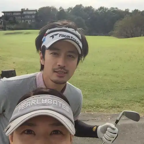 他是日本吻戏最撩的男人,如此可盐可欲的清纯中年大叔,谁可以招架得住吗