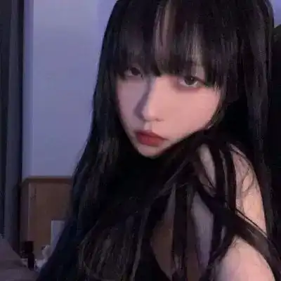 干净慵懒风女生头像