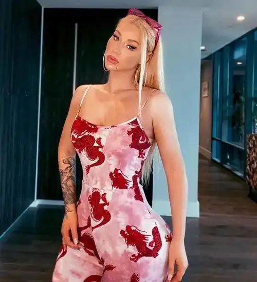 全程高能突然当妈后,她又开始手撕渣男和小三