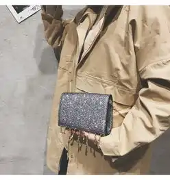 纪蔻包包女2019新款女包复古扑克单肩包链条斜挎包ins超火迷你小方包