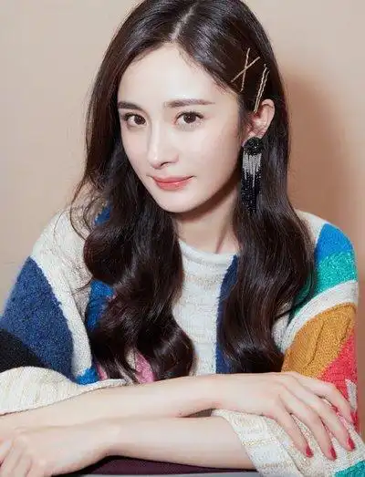 在韩国最出名的中国明星,杨幂刘亦菲都不在列,没想到第一会是她