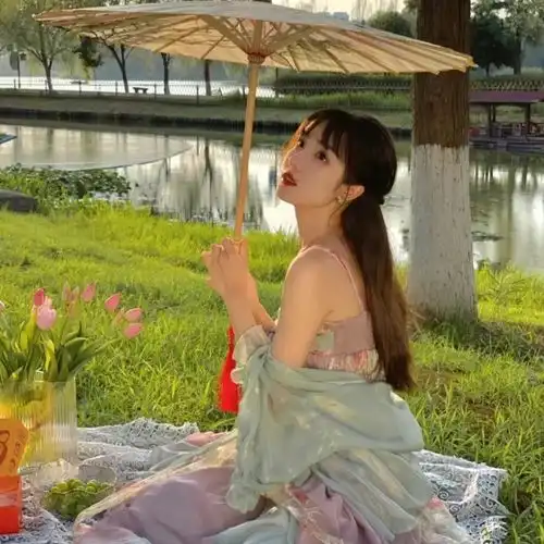 小仙女头像与精灵共舞