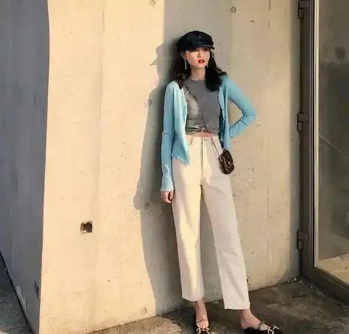 女生少穿黑色服装,显老今年流行马卡龙色穿搭,洋气显年轻