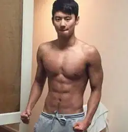 盘点娱乐圈有着健硕腹肌的八大当红男星,任天野最霸气
