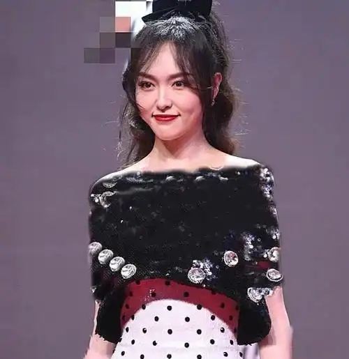 众女星生图盘点,baby仙气,鞠婧祎状态佳,看到唐嫣我没看错吧