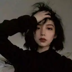 头像小孩子才爱冒险成年人都怕越界