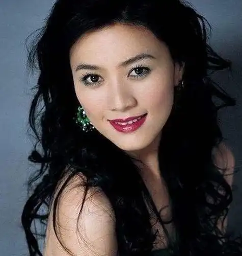 王志文的六任前女友,个个都是貌美如花,真正的堪称人生赢家