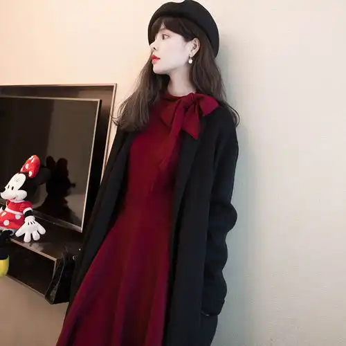 快过年了,别老是买这么土气的衣服,身边时尚美眉都在穿羊毛裙了