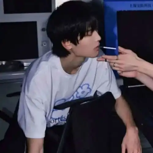 小众头像岁月漫长值得等待