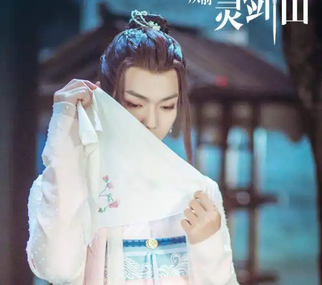 男扮女装谁最惊艳郭德纲成老妖,邓超辣眼睛,成毅傲娇大小姐