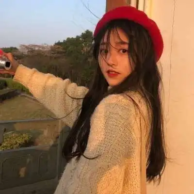 神仙女头你在听什么歌心里又在想什么人