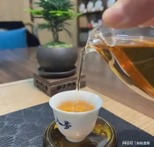 不公平呀我同事45岁,老公去世了,打算去相亲市场再找一个婚介所小娇妻潜规则网易订阅