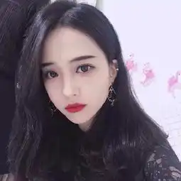 这个女的是谁