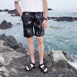 夏天韩版休闲裤薄款宽松运动短裤男夏季迷彩五分裤潮牌网面沙滩裤