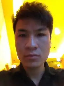 请问什么品牌的面膜能使一个男生变的好看一些,因为我的年龄和我的长相不符合,我长相很成熟,但是,我才