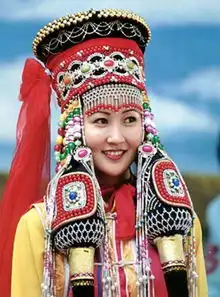 新疆美女之乡慢慢的掀起你的盖头来