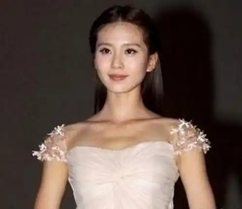 盘点娱乐圈扎公主头最美的女星有的显高贵气质,有的气场强大