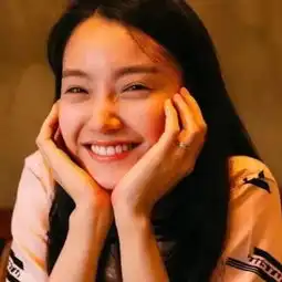 这个人是谁