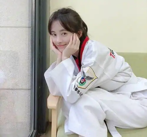 十二星座女孩,哪个最会撒娇第一名理所当然