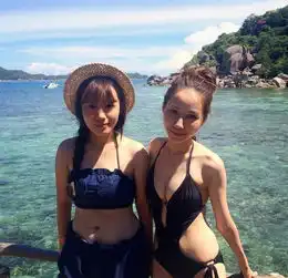 台湾网红正妹上围傲人美腿细长直引人迷