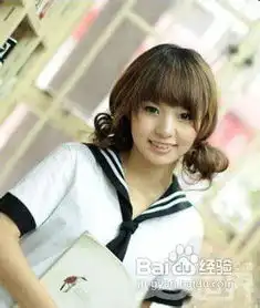 可爱小女生发饰点缀直发