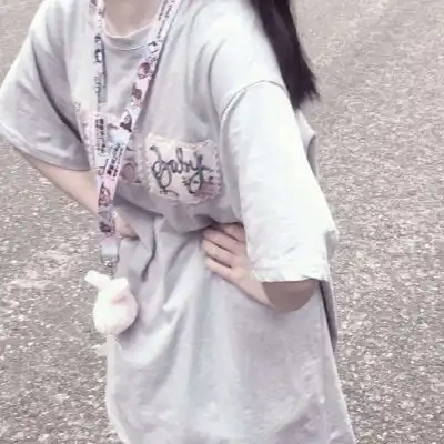 干净女生头像