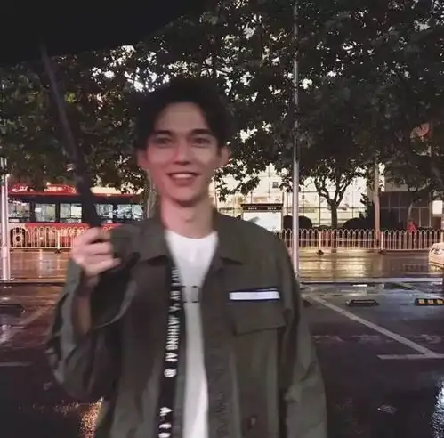 头像我还是爱你的只是你给的失望真的太多了